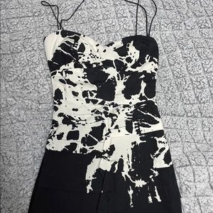 Nicole Miller Black & White Fitted Evening Dress